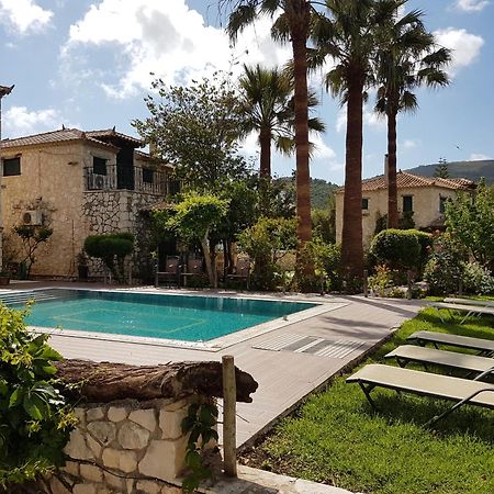 Castello Bellos Villas & Apartments Keri Екстериор снимка