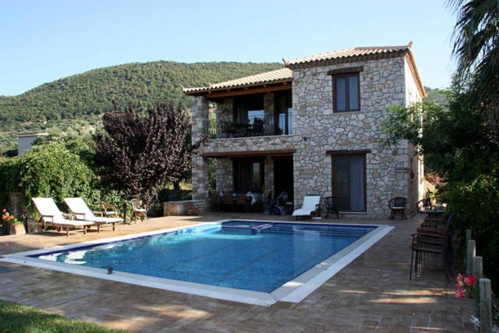 Castello Bellos Villas & Apartments Keri Стая снимка