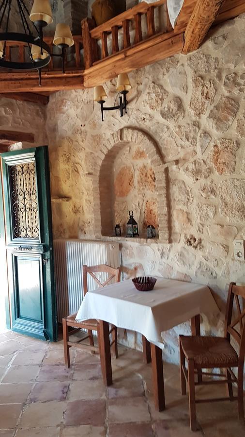 Castello Bellos Villas & Apartments Keri Екстериор снимка