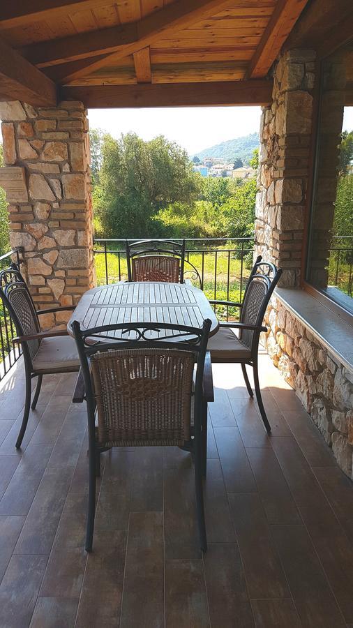 Castello Bellos Villas & Apartments Keri Екстериор снимка